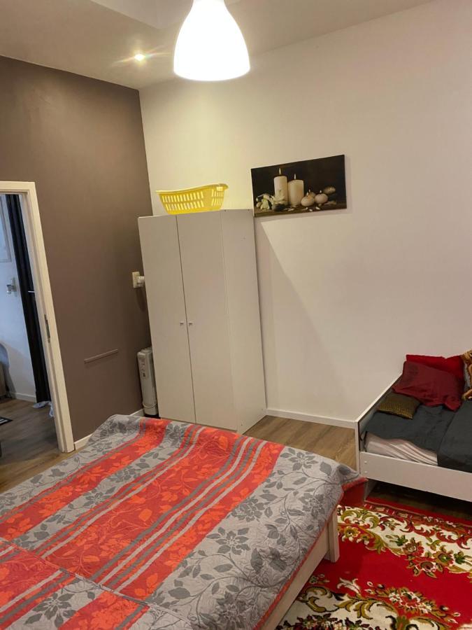 Superbe Appartement Charleroi Kültér fotó